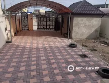 5-комнатный таунхаус, 5 соток, 245 м²