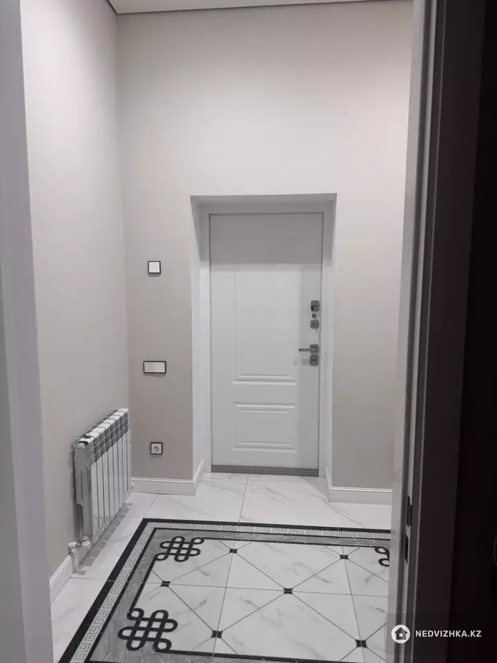 5-комнатный таунхаус, 5 соток, 245 м², фотография 4