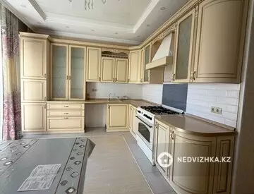 3-бөлмелі пәтер, қабат 5 барлық қабат саны 10, 122 м², 10-нобай