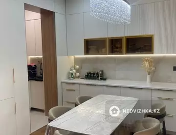 2-комнатная квартира, этаж 3 из 9, 72 м², миниатюра 7