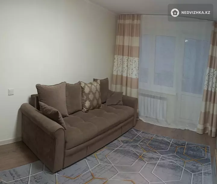 1-бөлмелі пәтер, қабат 4 барлық қабат саны 5, 28 м², 2-фотосурет