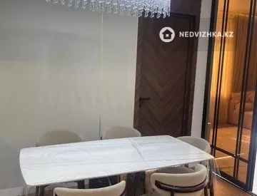 2-комнатная квартира, этаж 3 из 9, 72 м², миниатюра 8