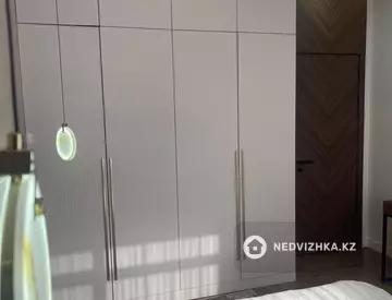 2-комнатная квартира, этаж 3 из 9, 72 м², миниатюра 10