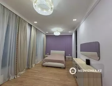 3-комнатная квартира, этаж 4 из 7, 144 м², миниатюра 2