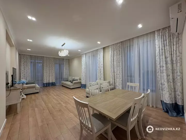 3-комнатная квартира, этаж 4 из 7, 144 м², фотография 3