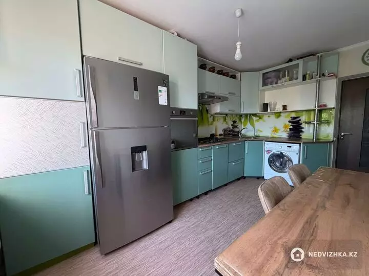 3-комнатная квартира, этаж 3 из 5, 81 м², 3-фотосурет
