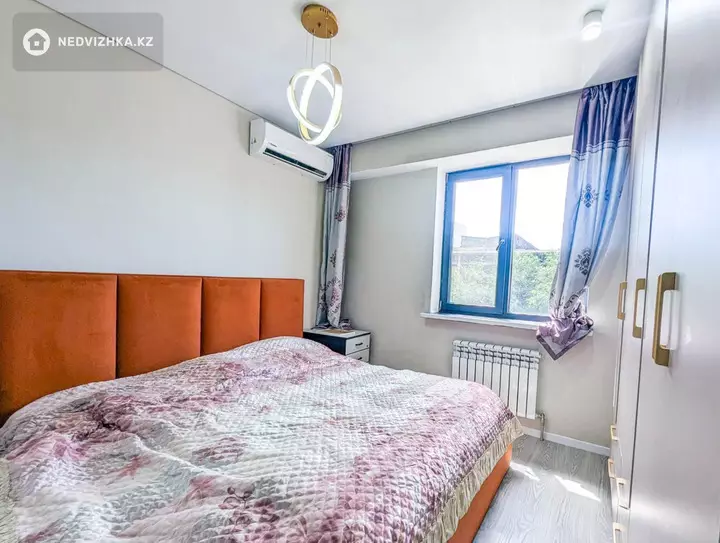 3-комнатная квартира, этаж 3 из 13, 74 м², фотография 4
