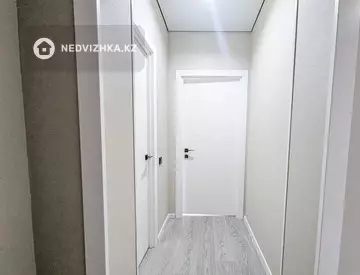 3-комнатная квартира, этаж 3 из 13, 74 м², миниатюра 9