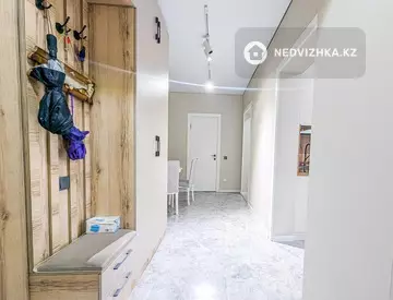3-комнатная квартира, этаж 3 из 13, 74 м², миниатюра 8