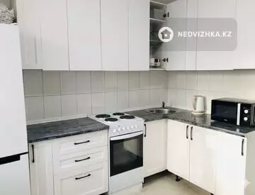 1-комнатная квартира, этаж 2 из 13, 40 м², миниатюра 6