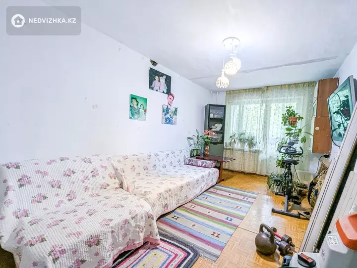 2-комнатная квартира, этаж 2 из 5, 45 м²