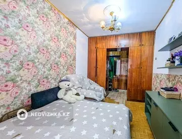 2-комнатная квартира, этаж 2 из 5, 45 м², миниатюра 3