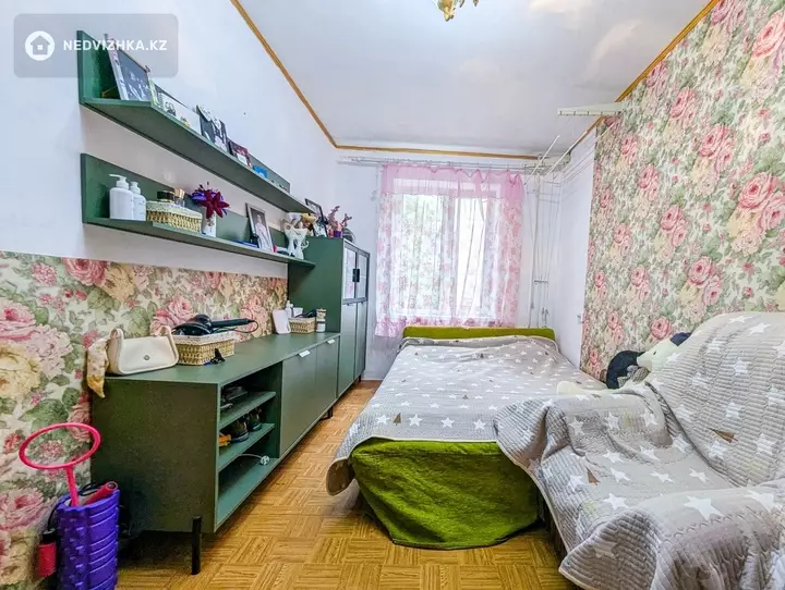 2-комнатная квартира, этаж 2 из 5, 45 м², фотография 4