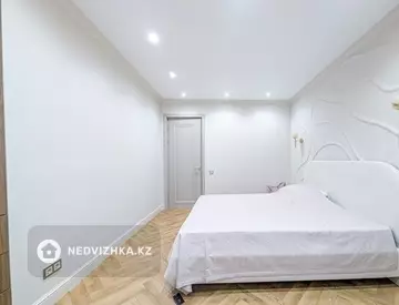 1-комнатная квартира, этаж 11 из 12, 54 м², миниатюра 9