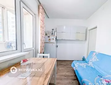 1-комнатная квартира, этаж 3 из 9, 44 м², миниатюра 3
