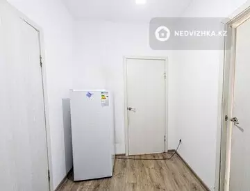 1-комнатная квартира, этаж 3 из 9, 44 м², миниатюра 7