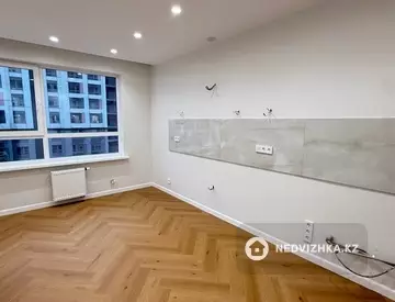 2-комнатная квартира, этаж 6 из 12, 66 м², миниатюра 1