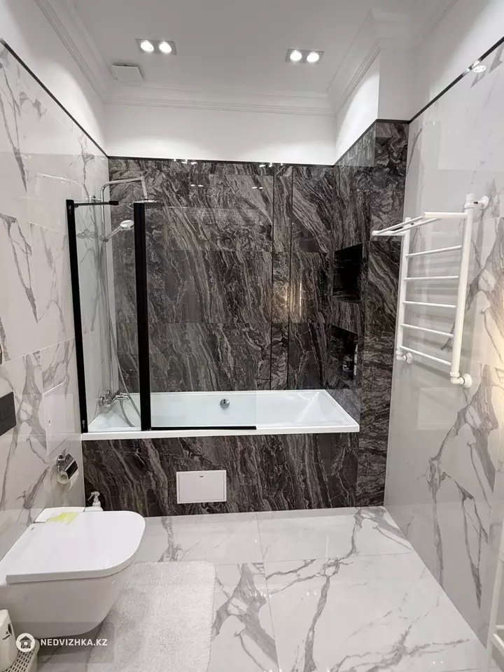 3-комнатная квартира, этаж 1 из 7, 110 м², На длительный срок, фотография 4