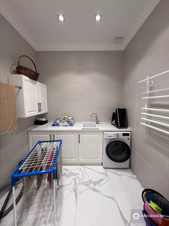 3-комнатная квартира, этаж 1 из 7, 110 м², На длительный срок, фотография 5