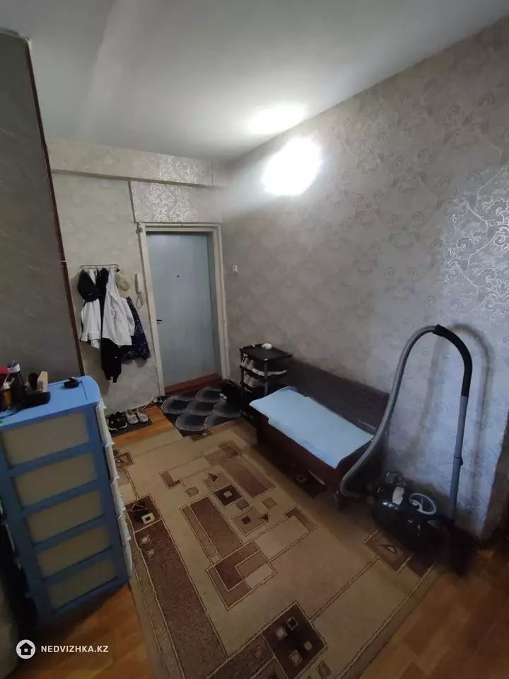 2-комнатная квартира, этаж 5 из 5, 52 м², фотография 4