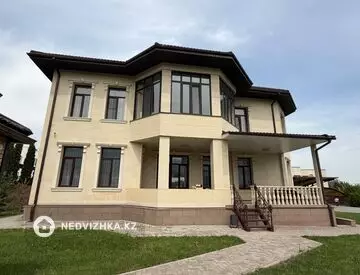 9-комнатный дом, 10 соток, 575 м², миниатюра 2