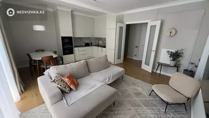 3-бөлмелі пәтер, қабат 2 барлық қабат саны 3, 76 м²