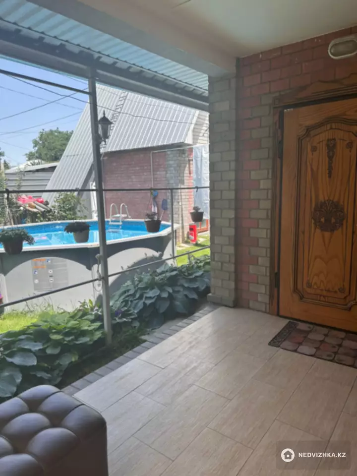 4-комнатный дом, 4 соток, 140 м²
