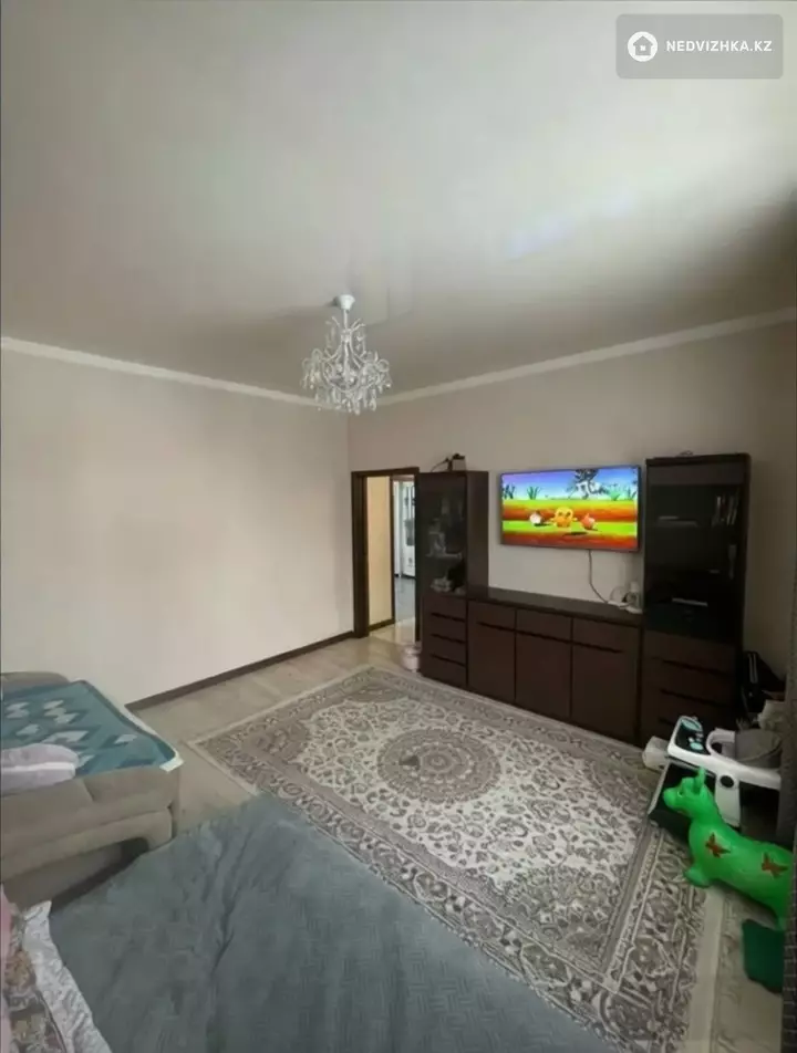 6-комнатный дом, 6 соток, 380 м², фотография 2