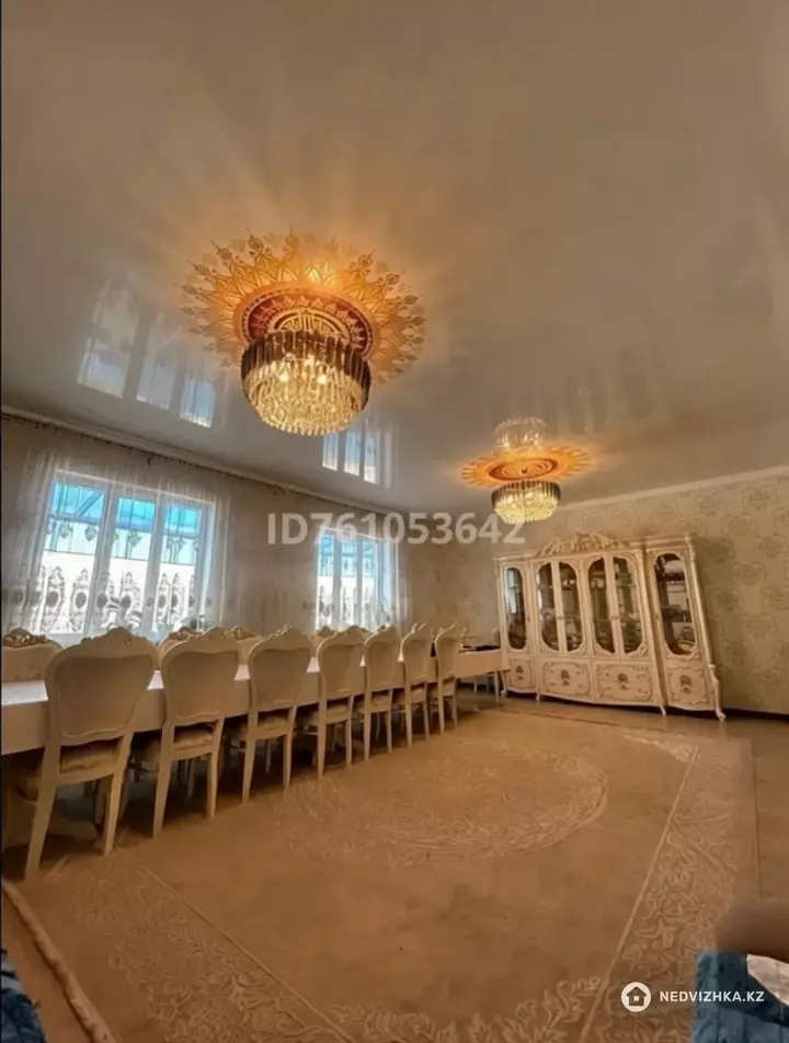 6-комнатный дом, 6 соток, 380 м², фотография 4