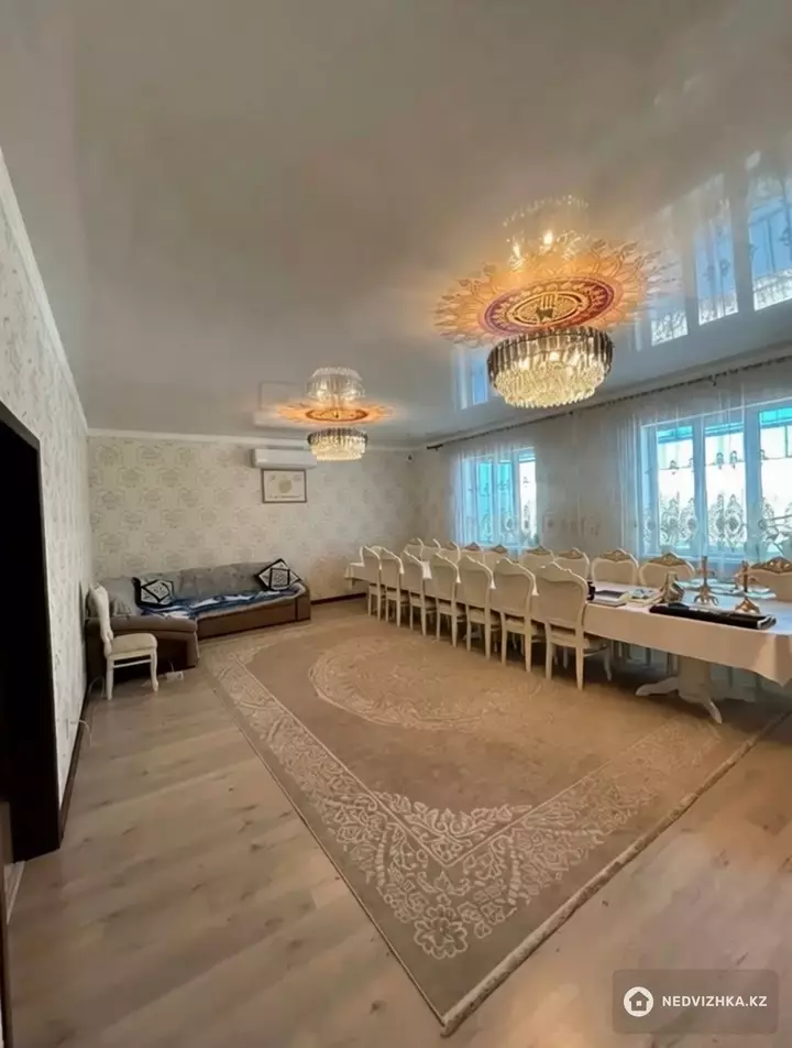 6-комнатный дом, 6 соток, 380 м², фотография 5