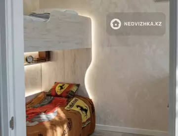 3-комнатная квартира, этаж 2 из 4, 42 м², миниатюра 4