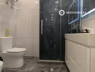 5-комнатная квартира, этаж 3 из 4, 132 м², миниатюра 10