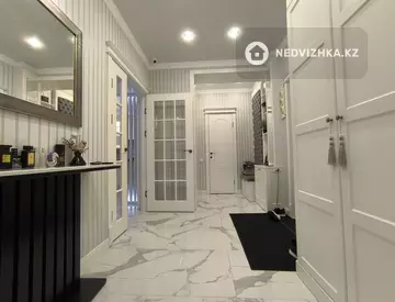 5-комнатная квартира, этаж 3 из 4, 132 м², миниатюра 12