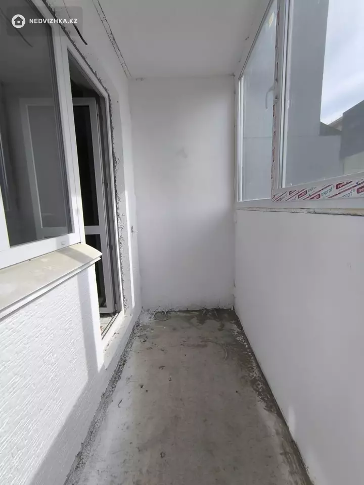1-комнатная квартира, этаж 1 из 12, 36 м², фотография 4