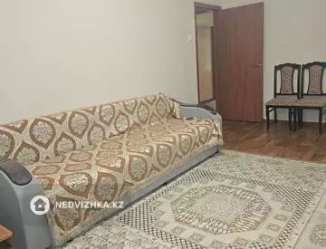 4-комнатная квартира, этаж 2 из 5, 84 м², На длительный срок