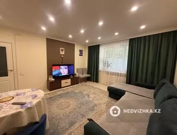 4-комнатная квартира, этаж 1 из 9, 95 м²