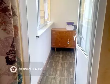 3-комнатная квартира, этаж 2 из 5, 80 м²