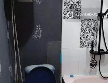 3-комнатная квартира, этаж 2 из 5, 51 м², миниатюра 1