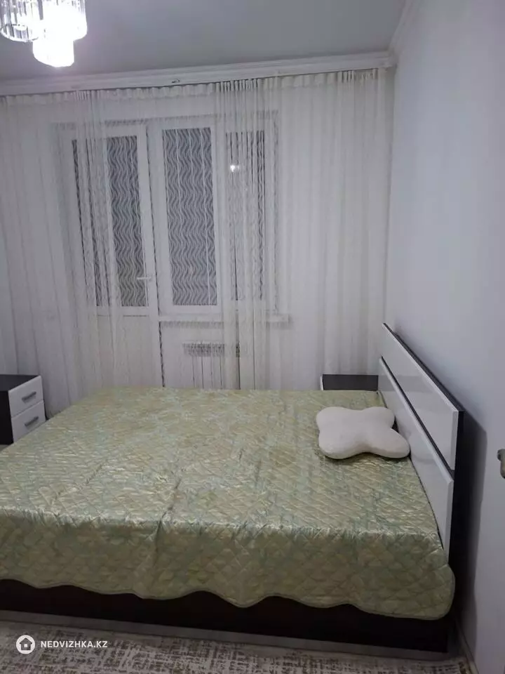 2-комнатная квартира, этаж 8 из 12, 55 м², На длительный срок, фотография 5