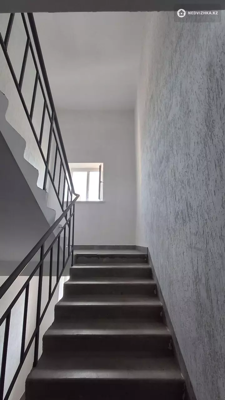1-комнатная квартира, этаж 5 из 5, 49 м², фотография 2
