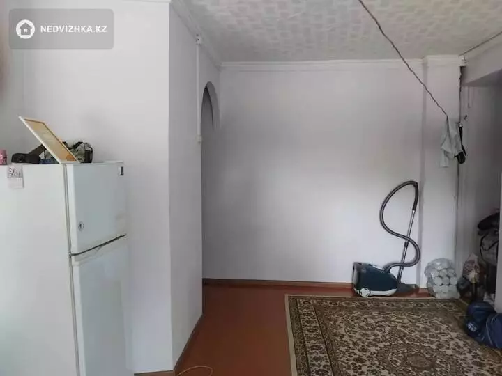 1-комнатная квартира, этаж 1 из 2, 29 м², фотография 2