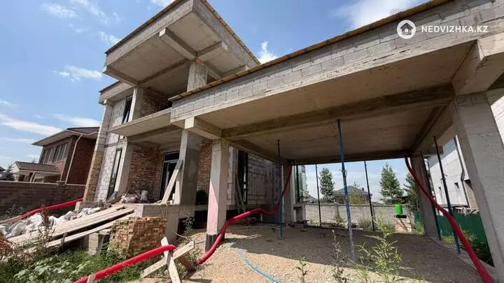 6-комнатный дом, 8 соток, 410 м², фотография 4