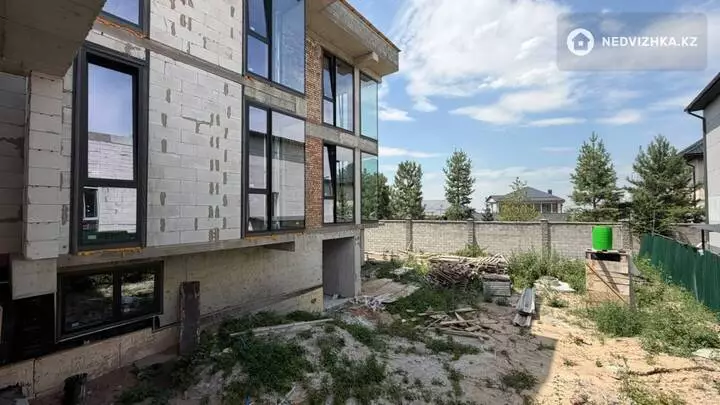 6-комнатный дом, 8 соток, 410 м², фотография 5