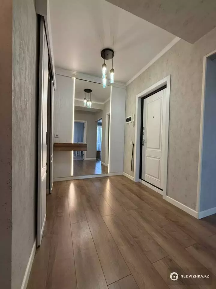 2-комнатная квартира, этаж 5 из 10, 65 м²