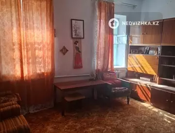 5-комнатный дом, 8 соток, 42 м²