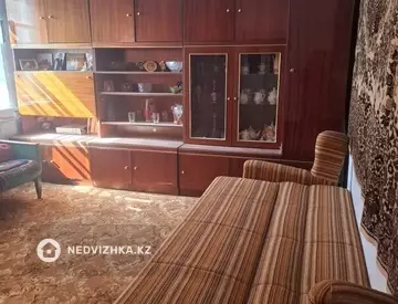 5-комнатный дом, 8 соток, 42 м²