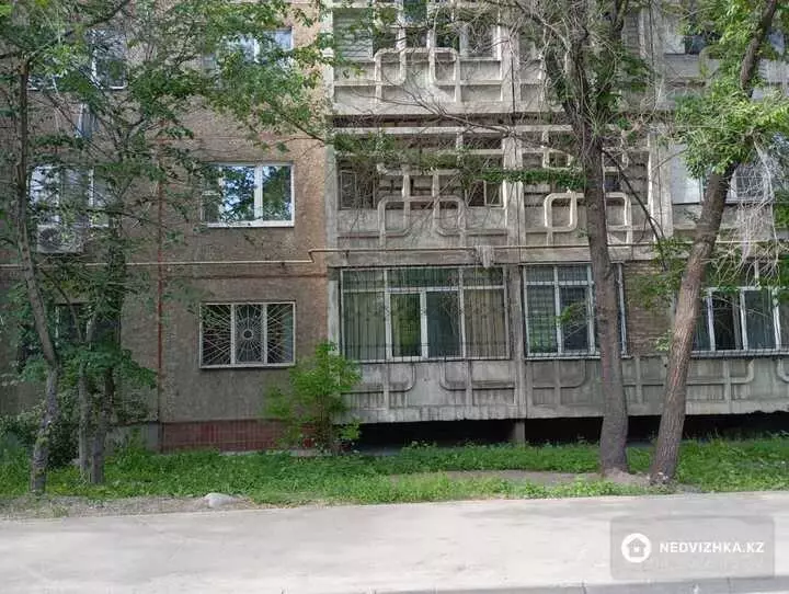 2-комнатная квартира, этаж 1 из 5, 55 м²