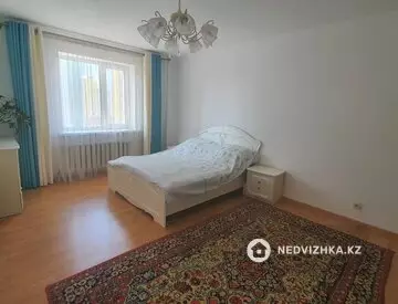 3-комнатная квартира, этаж 3 из 7, 98 м², миниатюра 3