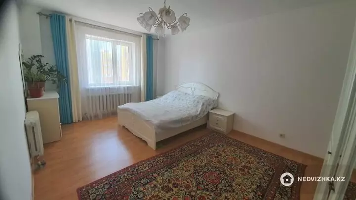 3-комнатная квартира, этаж 3 из 7, 98 м², фотография 3
