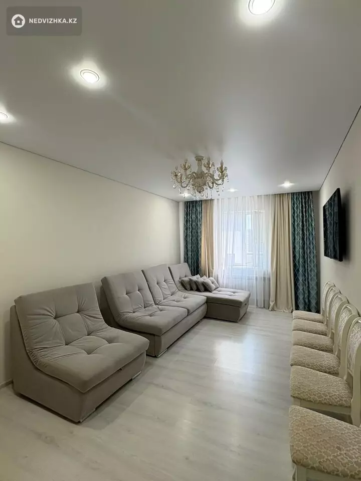 2-комнатная квартира, этаж 10 из 11, 61 м², фотография 5